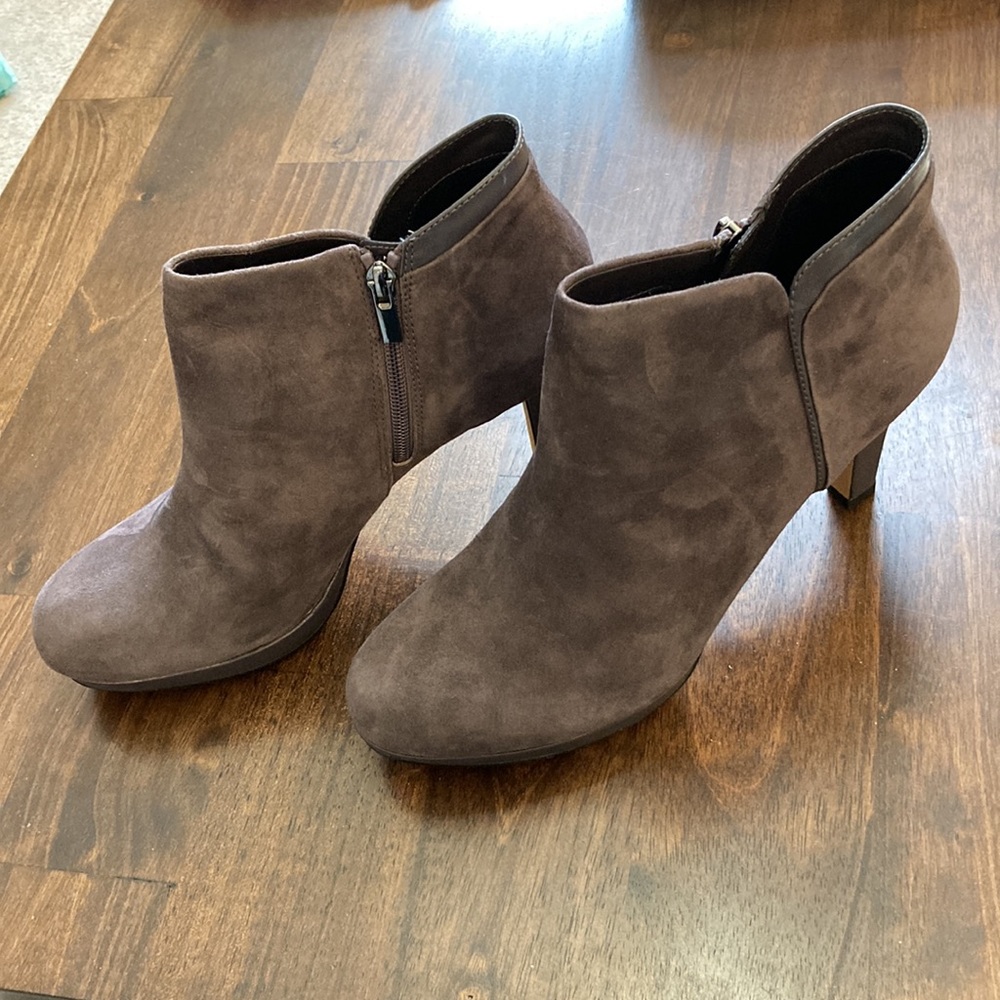 Clarks Delsie Stella women’s size 11